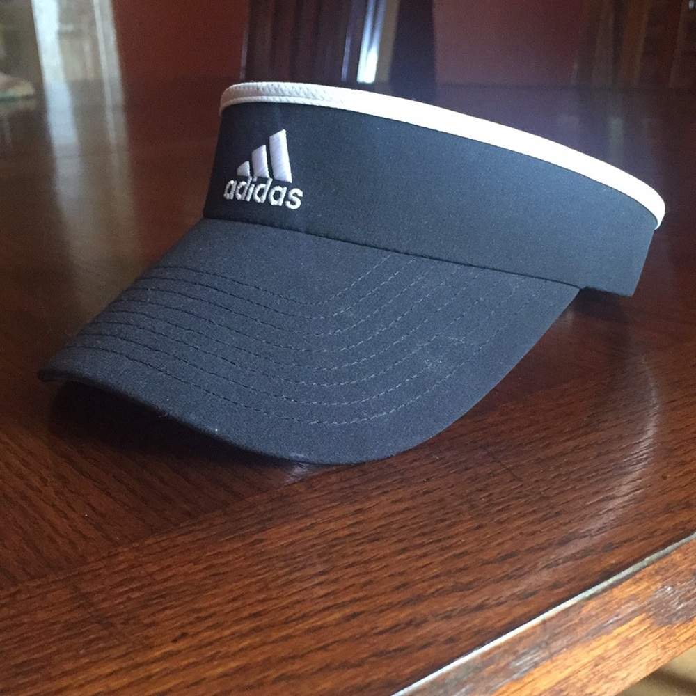 Adidas visor